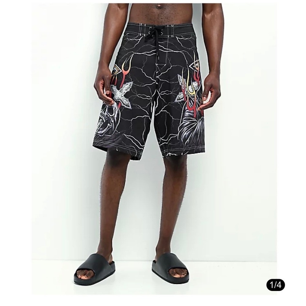 Affliction Board Shorts Mens 32 Black Phantom Fire Lightning Skull‎ Graphic NEW